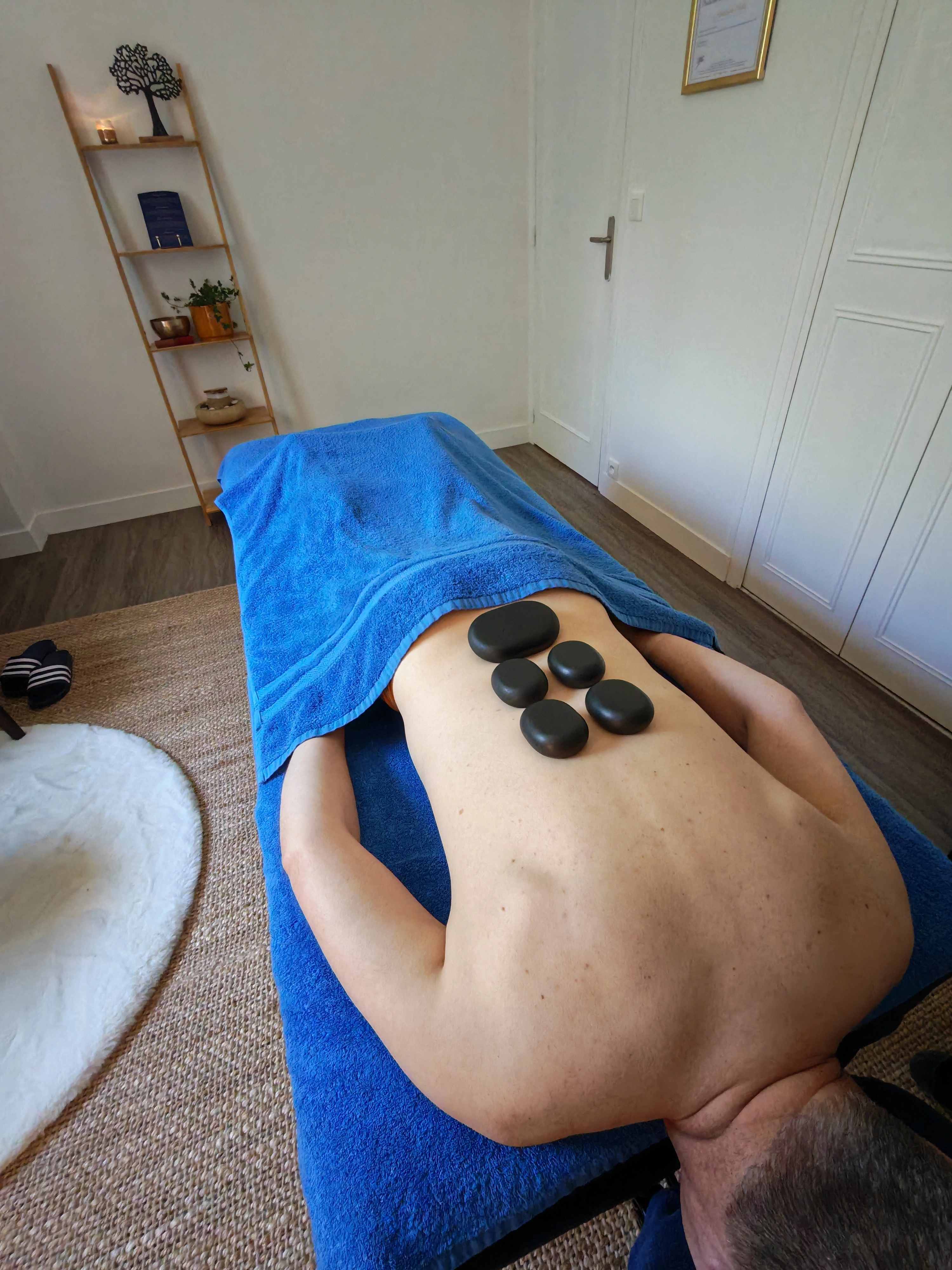 Chaleur basalte massage pierres chaudes Normandie